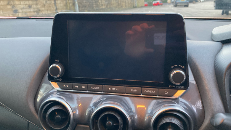 Nissan Juke 1.0 DiG-T 114 N-Connecta 5dr Petrol Hatchback